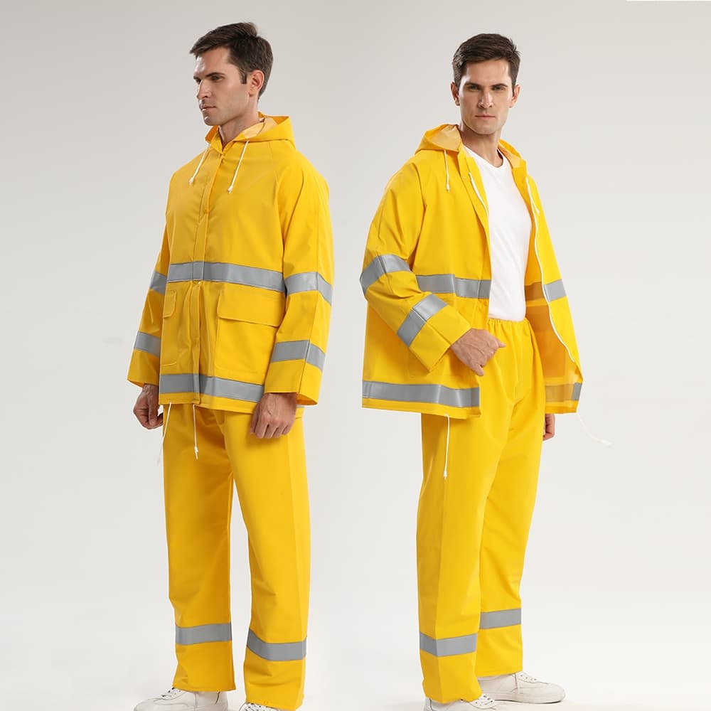 ชุดกันฝน เสื้อ กางเกง Raincoat Suit เสื้อกันฝนหนา สมีแถบสะท้อนแสง รุ่น หมวกติดเสื้อ สีเหลือง เสื้อกันฝนผู รูปที่ 1