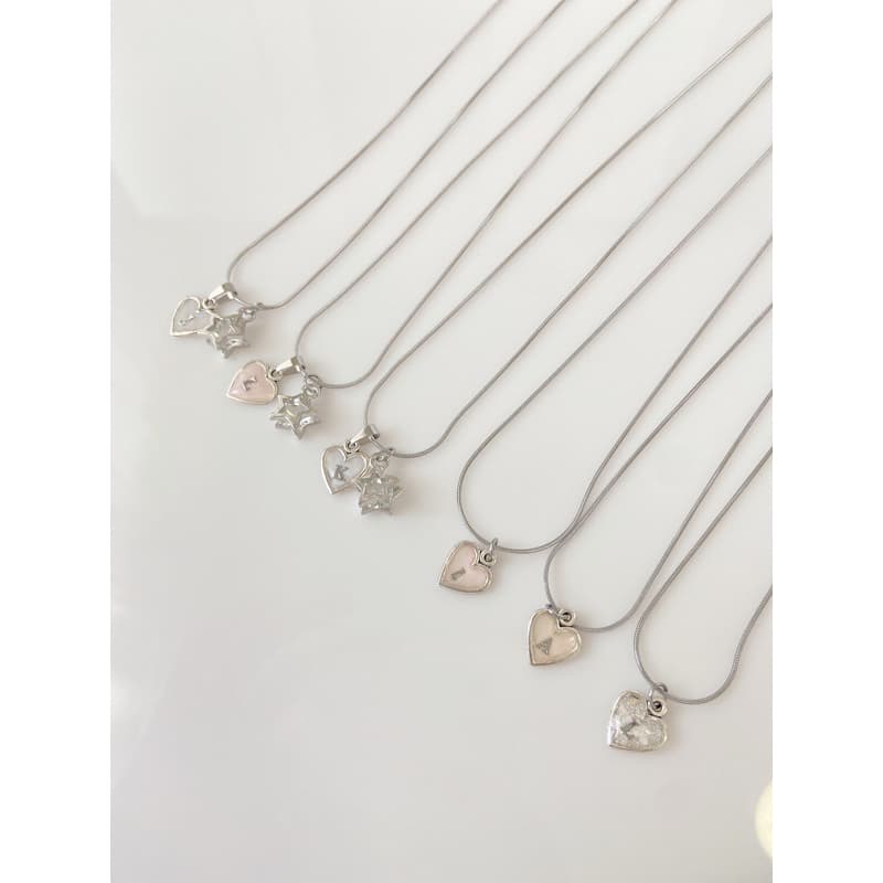 SJ027 สร้อยสแตนเลส จี้เรซิ่นอักษร -Mini Heart (‼รบกวนแจ้งสีพื้นหลัง+ตัวอักษร A-Z 1 ตัว ในแชทด้วยนะคะ) รูปที่ 5