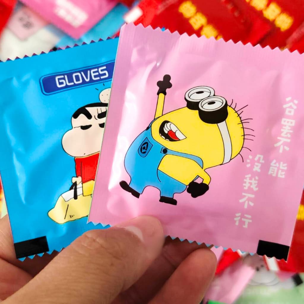 P136 ถุงมือพลาสติก คละลาย Food grade ใช้สะดวก พกพาง่าย ถุงมือจับอาหาร ถุงมือ พลาสติก ใช้แล้วทิ้ง SP รูปที่ 3