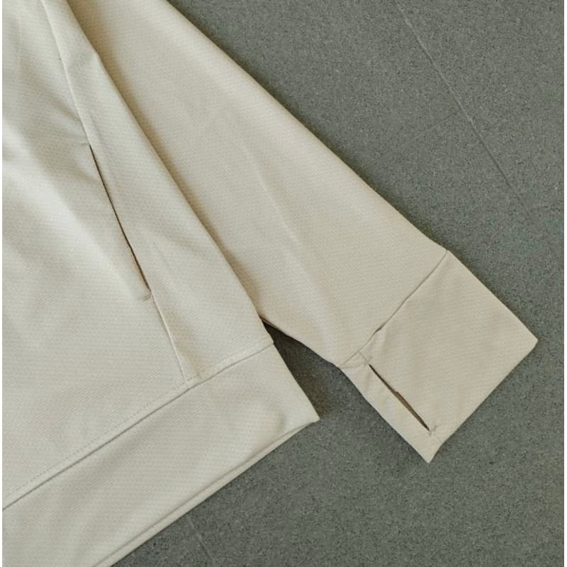 AIRism UV Protection เสื้อแขนยาวกันยูวี สีครีม รูปที่ 6