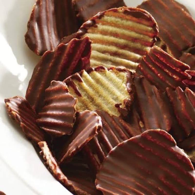 ‼ของใหม่จากญี่ปุ่น‼Royce Potatochip Chocolate มันฝรั่งทอดเคลือบช็อกโกแลต ผสมผสานความกลมกล่อม หอมหวานของช็อกโกแลต รูปที่ 3