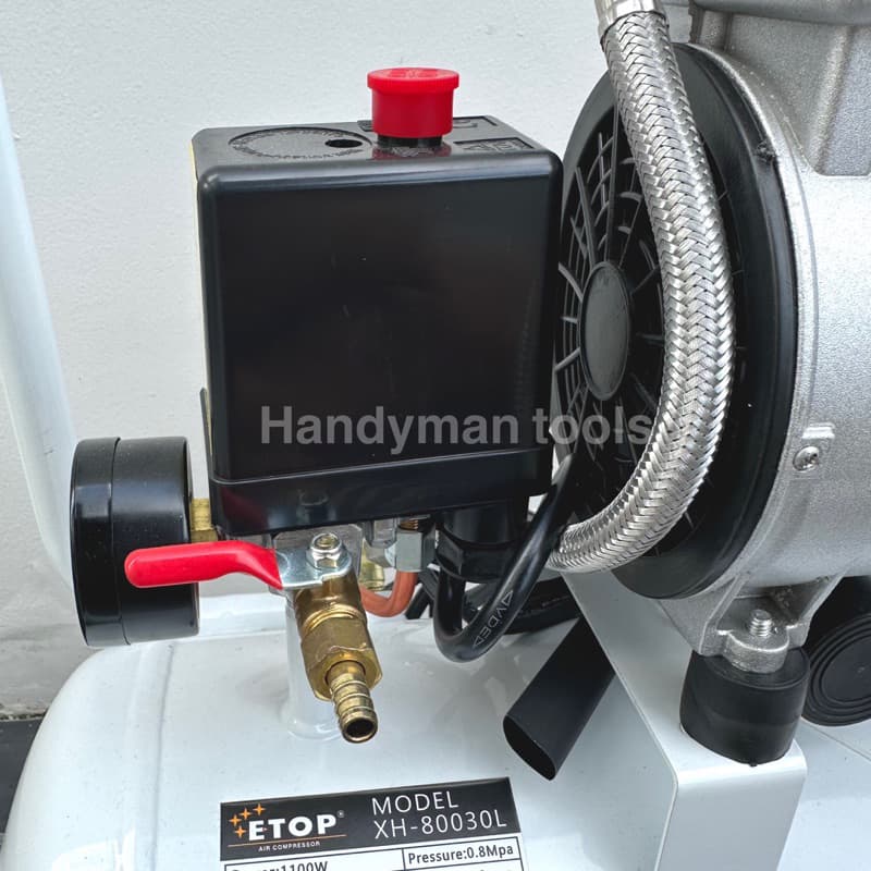 ETOP ปั๊มลม ถังลม ปั๊มลมโรตารี่ ปั๊มลมออยฟรี ขนาด 30 ลิตร กำลัง 1100W ทองแดงแท้ + อุปกรณ์ 6 อย่าง รูปที่ 4