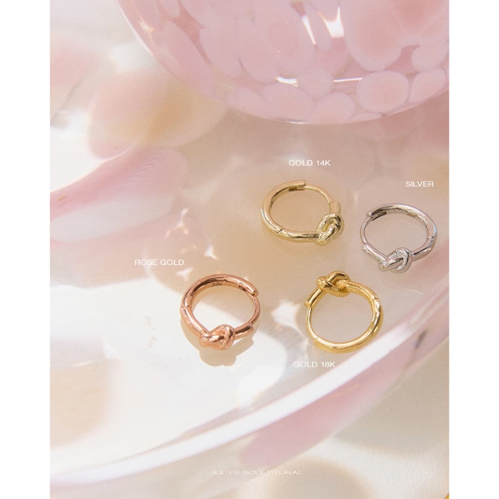 Julys - knot huggie earrings รูปที่ 6
