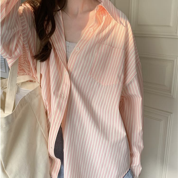 fashiongirl1688 เสื้อเชิ้ตแขนยาว ลายริ้ว ลายทาง สีสันสดส เหมาะกับซัมเมอร์สุดๆ สไตล์เกาหลี รูปที่ 9
