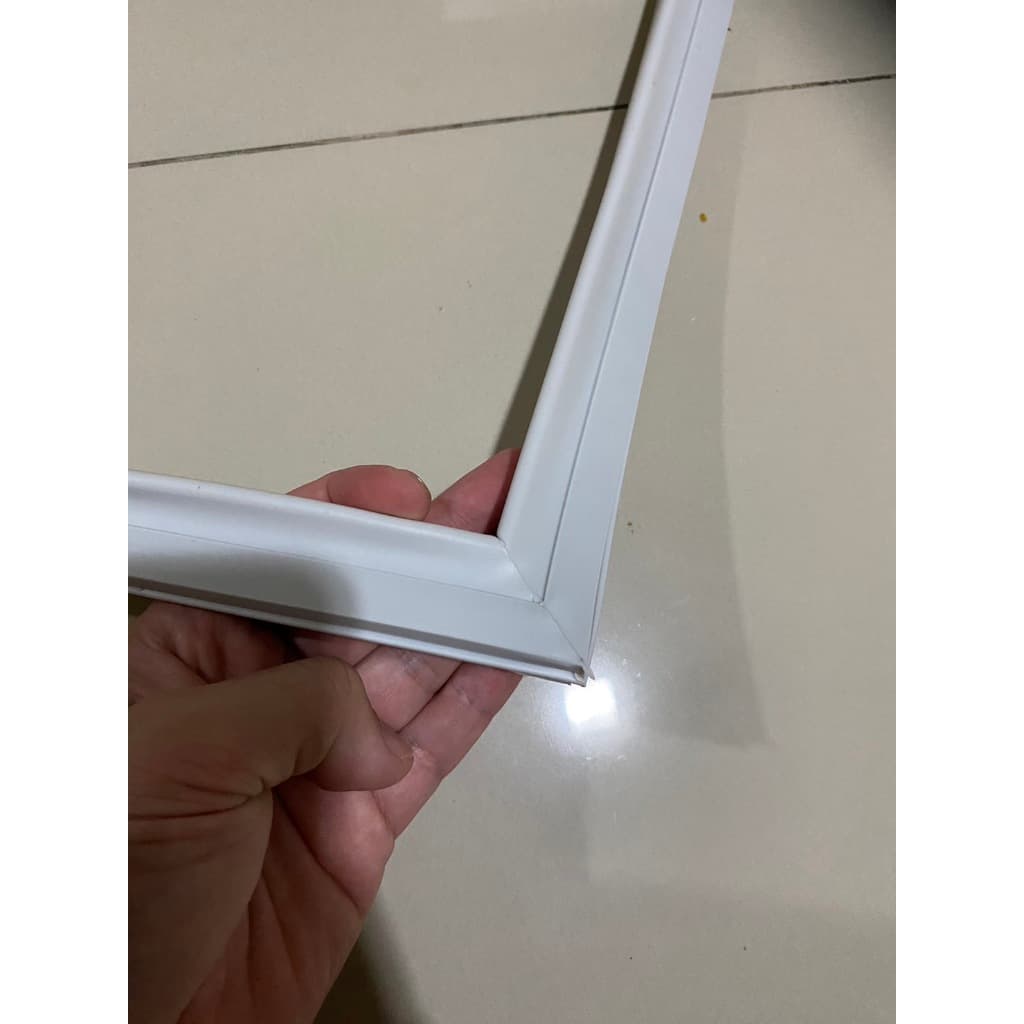 ขอบยางตู้เย็น สำหรับ HITACHIรุ่น R-64V3, R64V, R64V1,R64V2,R64V4,R-64VG, R-64SX-2 รูปที่ 2
