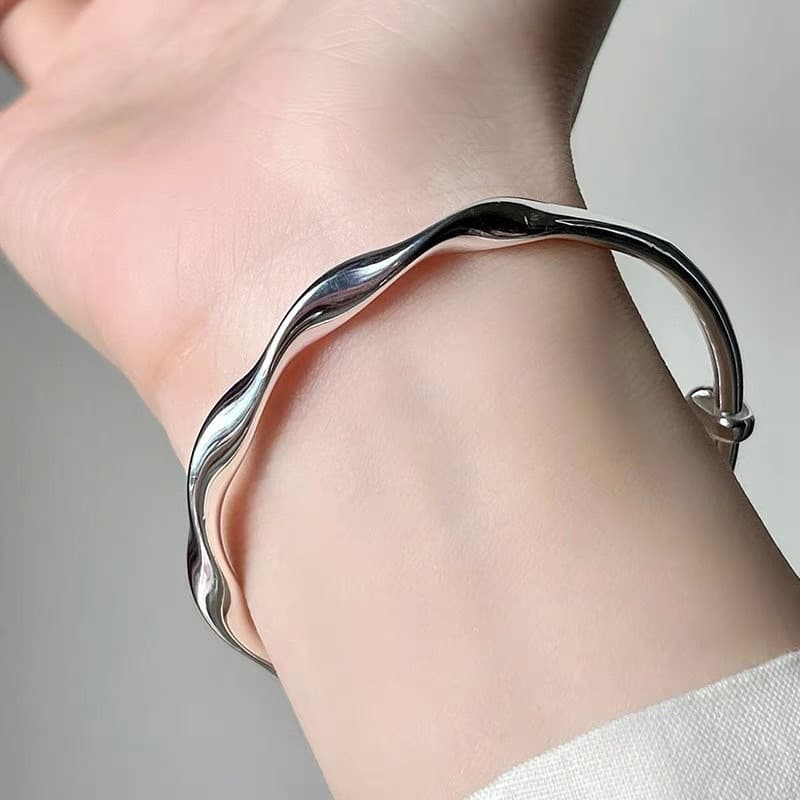 กำไลข้อมือแฟชั่น กำไลข้อมือแบบบิดเกลียว สร้อยข้อมือ กำไล เครื่องประดับผู้หญิง สไตล์เกาหลี B78 รูปที่ 7