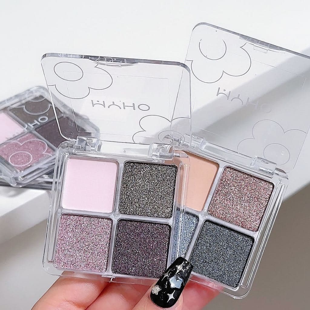 4สี อายแชโดว์พาเลท เม็ดสีสูง ดูเป็นธรรมชาติ เนื้อใยไหม ประกายชิมเมอร์ เตรียมจัดส่งสินค้า จบกิจกรรมคืนราคาเดิม รูปที่ 8