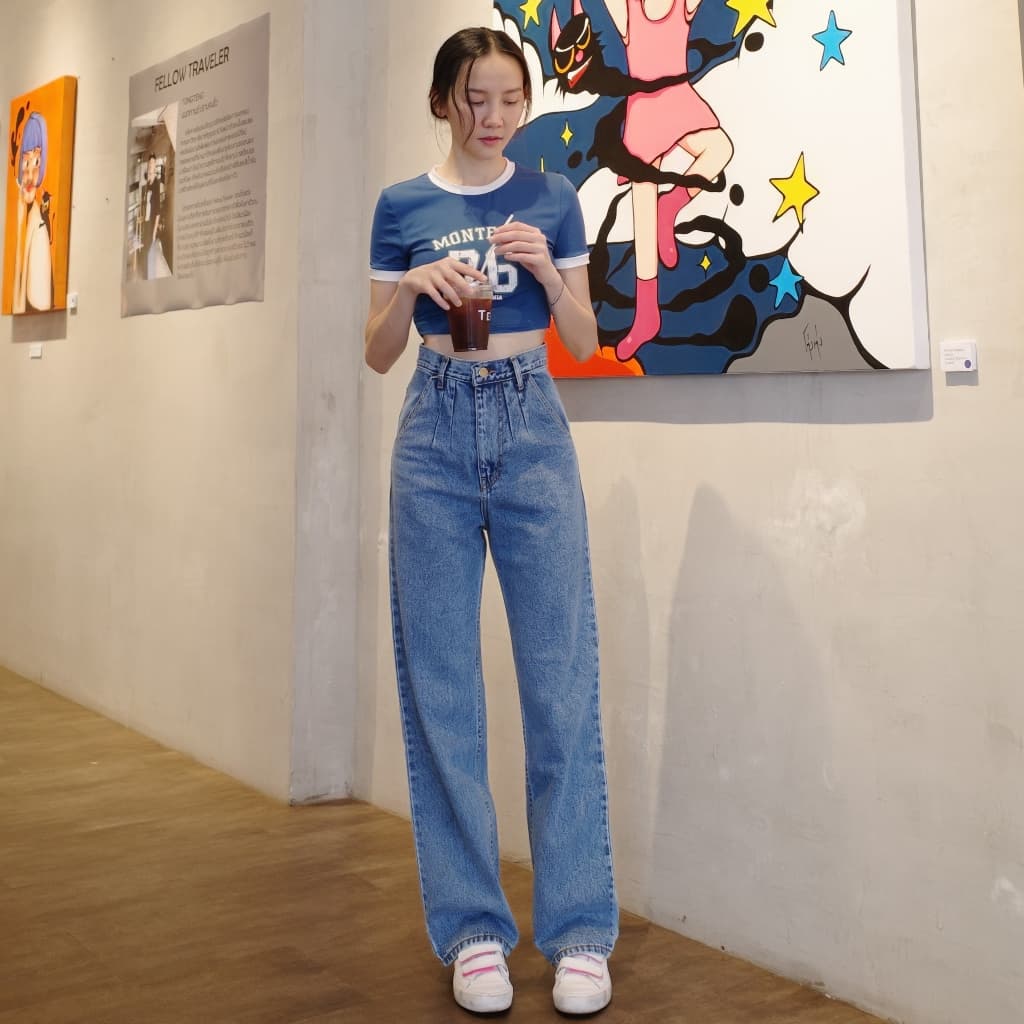 กางเกงยีนส์เอวสูงทรงกระบอกจับจีบ รุ่น Pleated Jeans รูปที่ 2