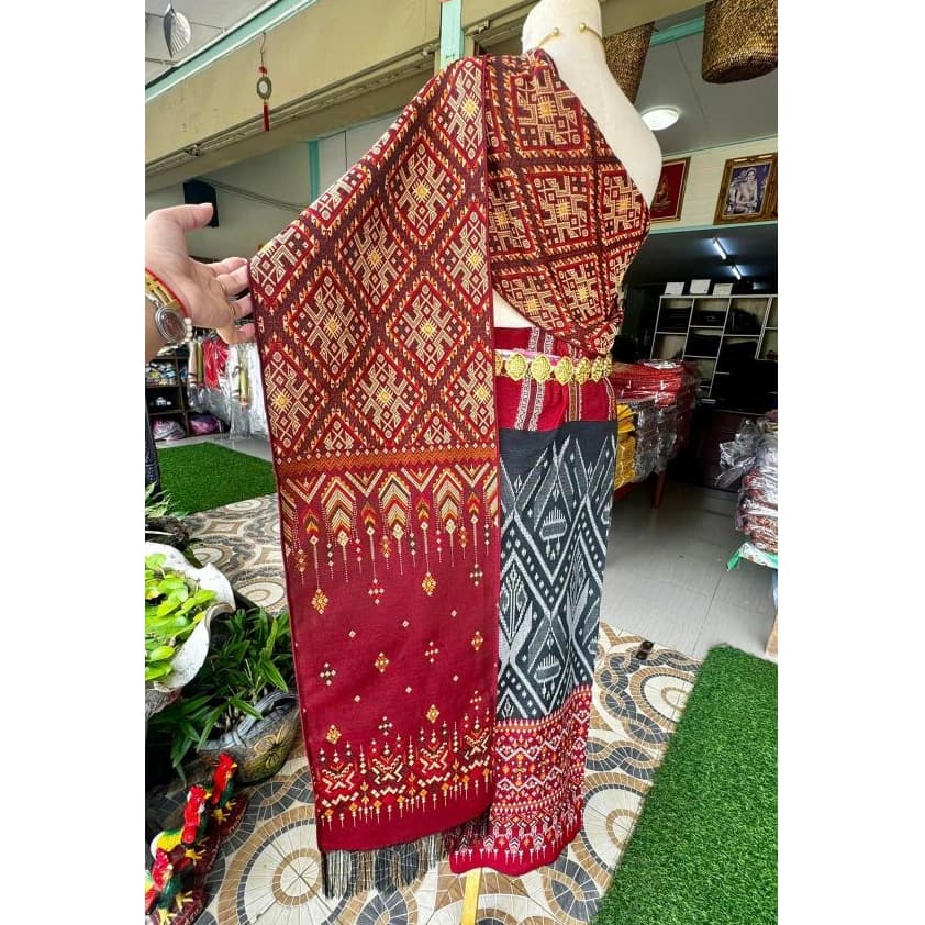สไบแพรวากาฬสินธุ์ภูไท ทอเครื่อง ผ้าฝ้าย ดอกแก้วสร้อยกัลยาใหม่ กว้าง30 ยาว300 ซม. สไบแพรวาภูไทกาฬสินธุ์สีสดสวยตรงปก