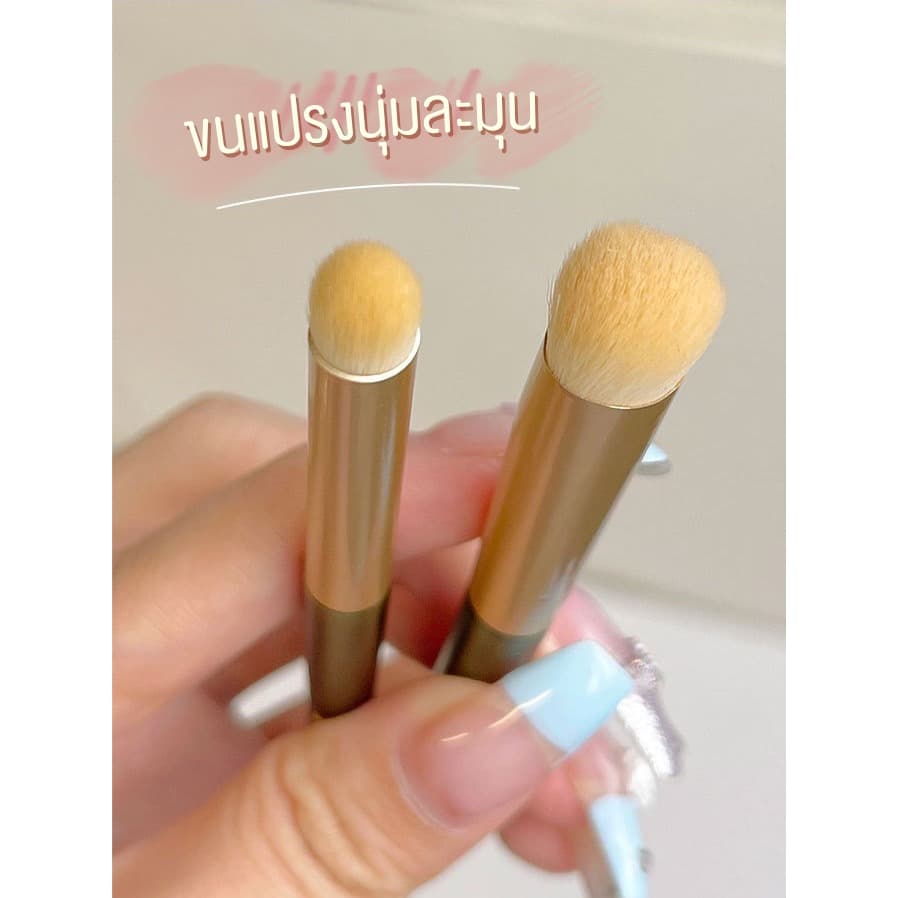 Soft Round Lip Brush แปรงแต่งปากเบลอหัวกลม แปรงแต่งริมฝีปากเบลอ ฟุ้งละมุน 2 ขนาด เล็ก/ใหญ่ ขนแปรงนุ่ม จิกสีดี เกลี่ยง่าย รูปที่ 8