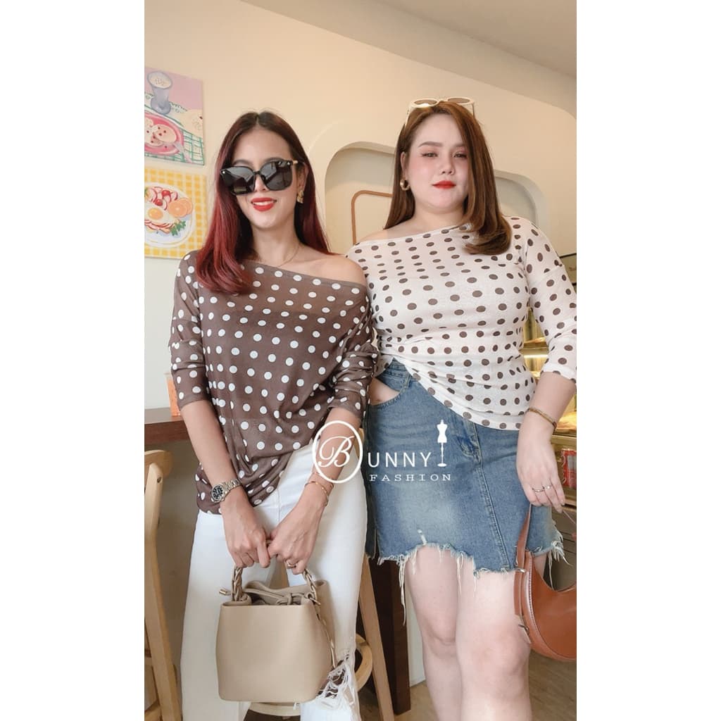 A190 BunnyFashion เสื้อสลาฟปาดไหล่ลายจุด ผ้ายืดเนื้อบาง รูปที่ 1