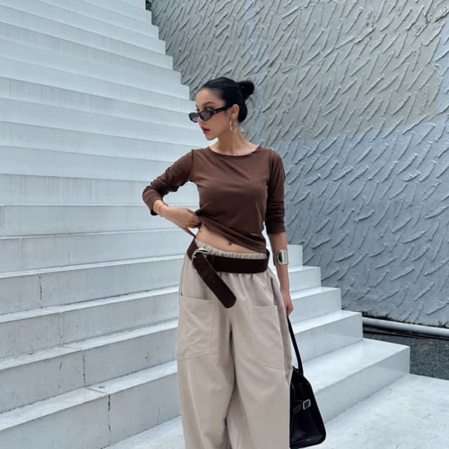 เสื้อแขนยาว ผ้านุ่มยืด ทรงเข้ารูป Minimal Muse Top รูปที่ 7