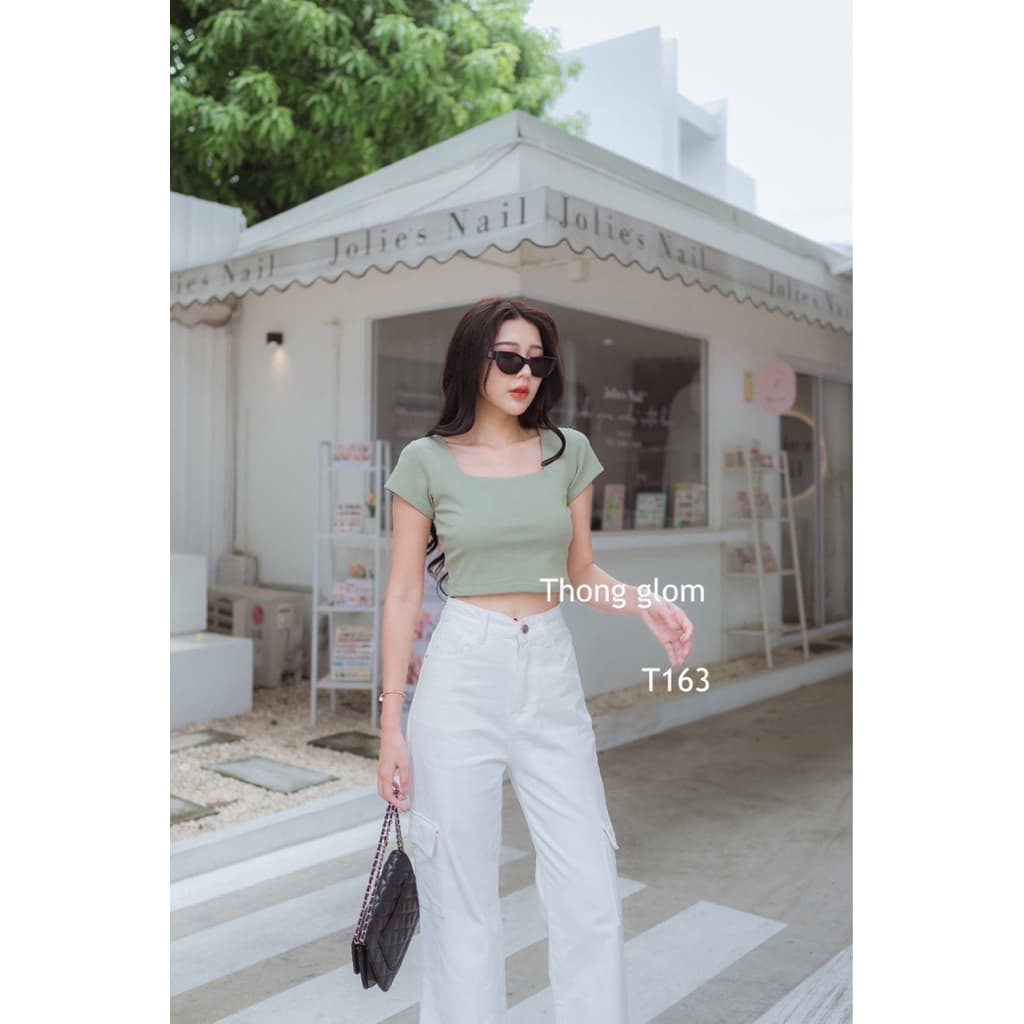 เสื้อครอปคอเหลี่ยมเนื้อผ้ายูนิโค่ Thong glom รูปที่ 9