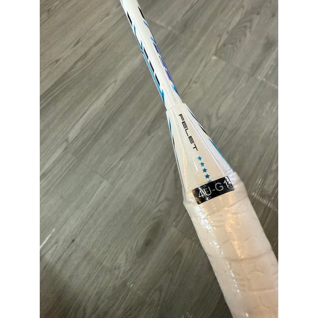 Felet Aero Carbon Snow White สามารถขึ้นเอ็นได้ถึง 35LBS ไม้แบดมินตัน รูปที่ 8