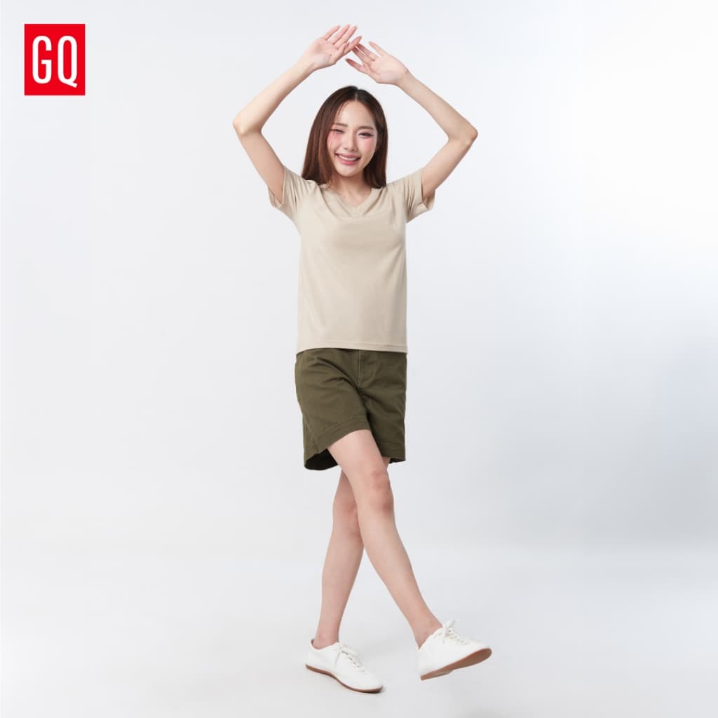 GQ Everyday Women T-Shirt เสื้อยืดคอวี ผ้านุ่ม ระบายอากาศดี ไม่มีป้ายคอ ไม่คัน รูปที่ 4