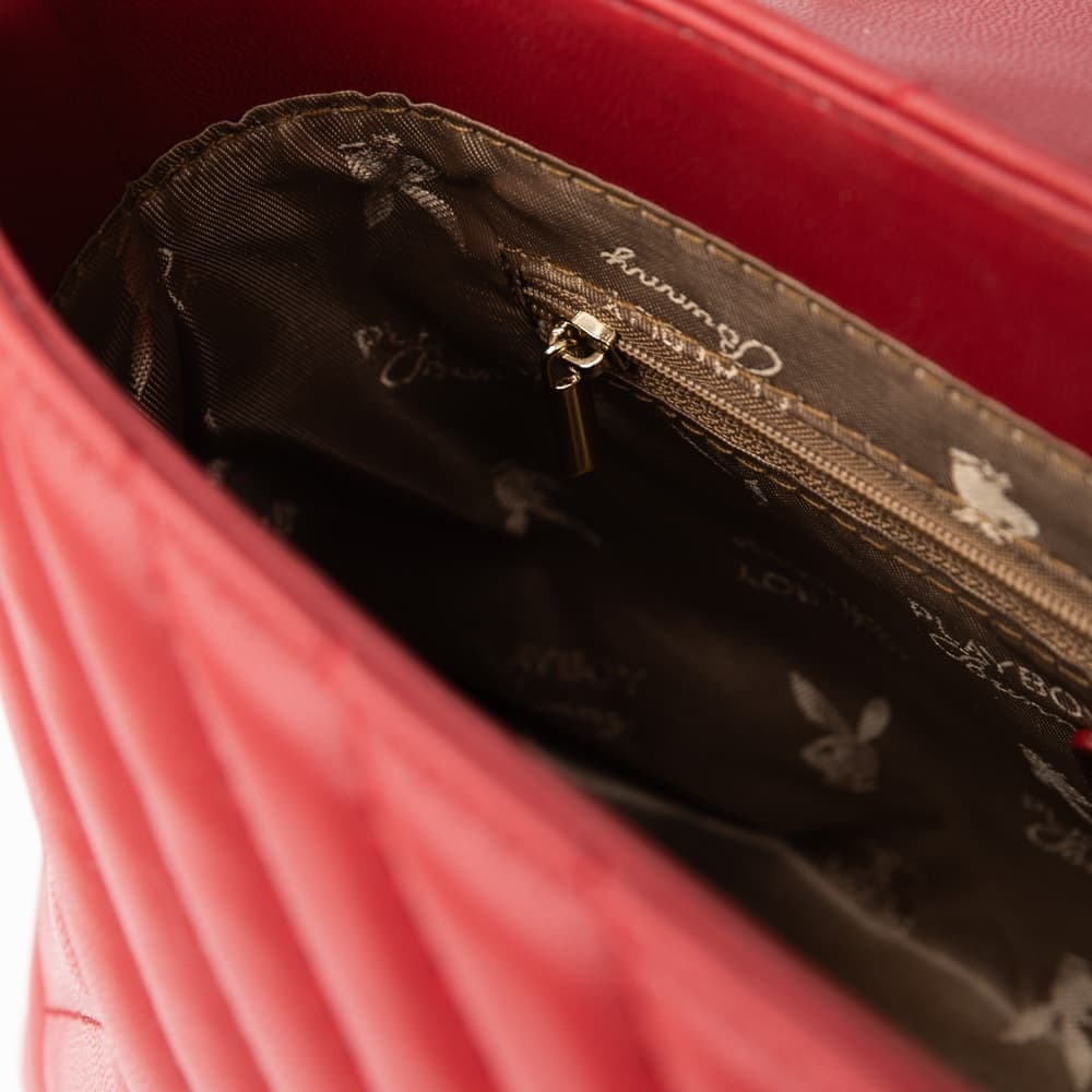 Playboy Bella Women's Bagกระเป๋าสะพายข้างผู้หญิง รุ่น ST-BS252PB130R ดีไซน์เย็บนวมลาย 3 เหลี่ยม มี 6 สี รูปที่ 8