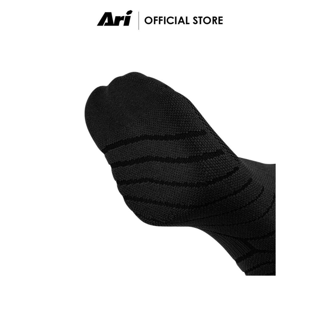 ARI LIGHTWEIGHT CREW SOCKS - BLACK ถุงเท้าสั้น อาริ LIGHTWEIGHT สีดำ รูปที่ 4
