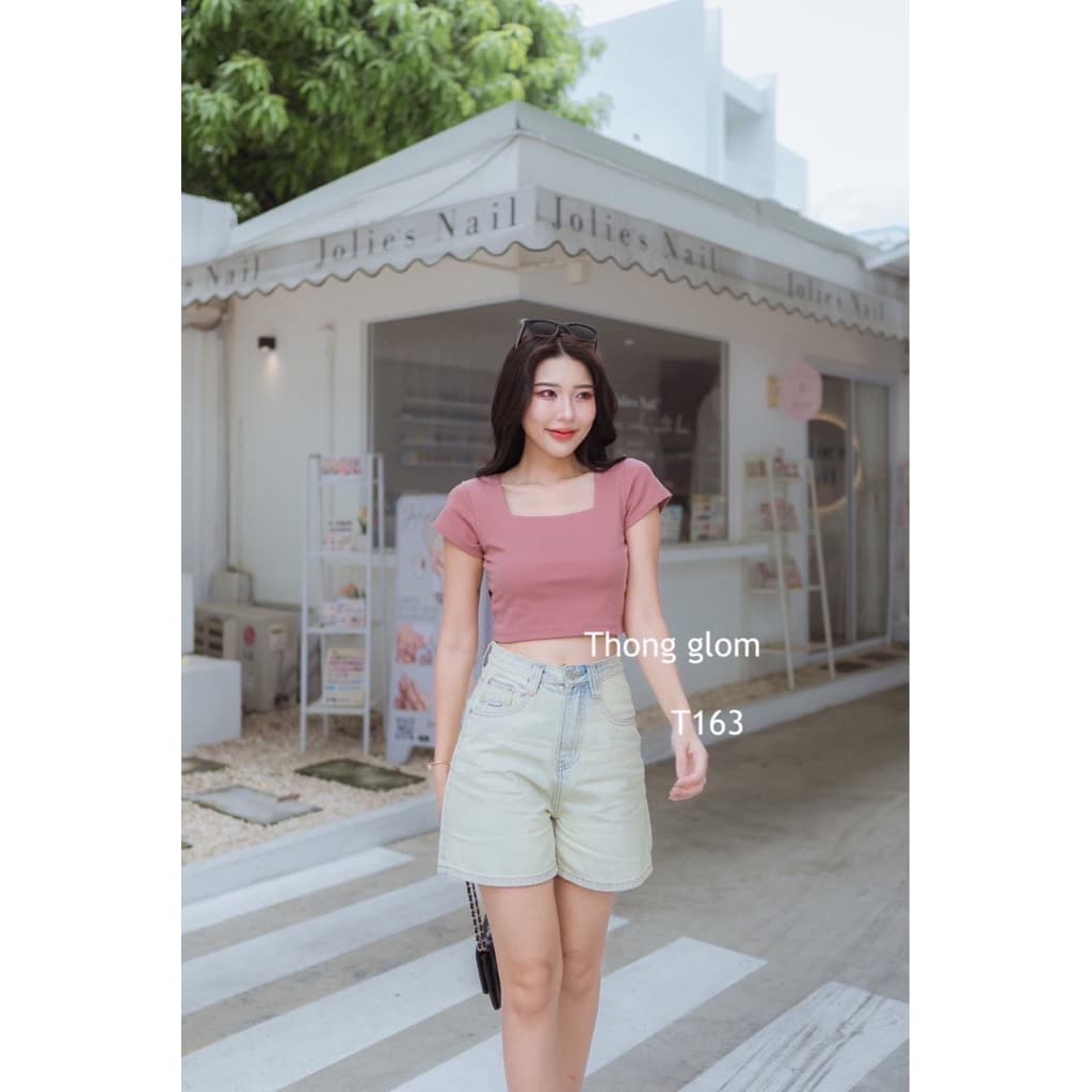 เสื้อครอปคอเหลี่ยมเนื้อผ้ายูนิโค่ Thong glom รูปที่ 7
