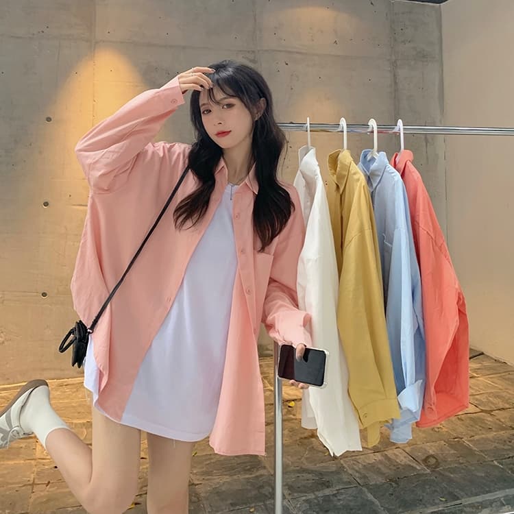 เสื้อผ้ากันแดดผู้หญิง แขนยาวหลวมๆ ทันสมัย เสื้อเชิ้ตสไตล์เกาหลี เรียบง่ายและใช้งานได้หลากหลาย สีพื้น มีกระเป๋าหน้า รูปที่ 2