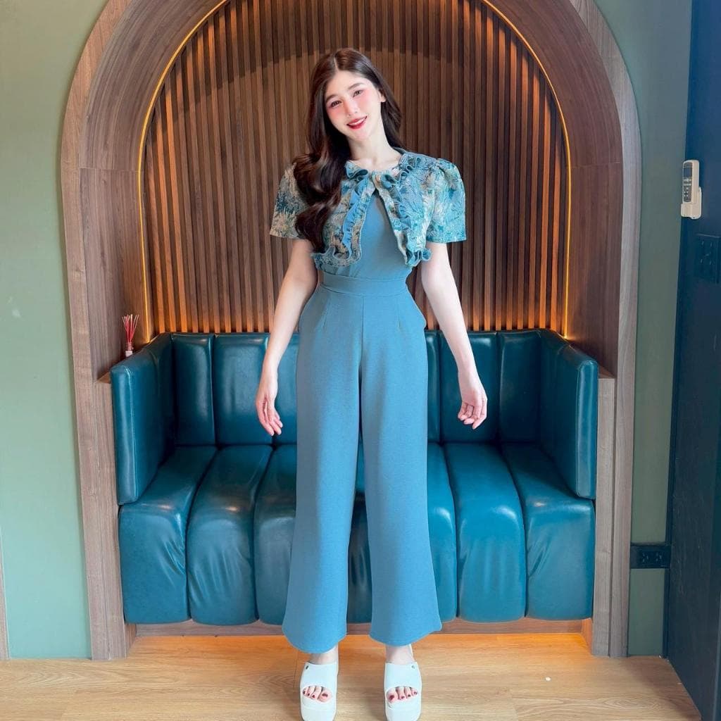 สินค้า Set 2 ชิ้น เสื้อผ้าวูลเวฟแต่งเสื้อคลุมผ้าทอกระดุมหน้า + กางเกงเอวเรียบสม๊อคหลังแต่งกระเป๋า รูปที่ 2