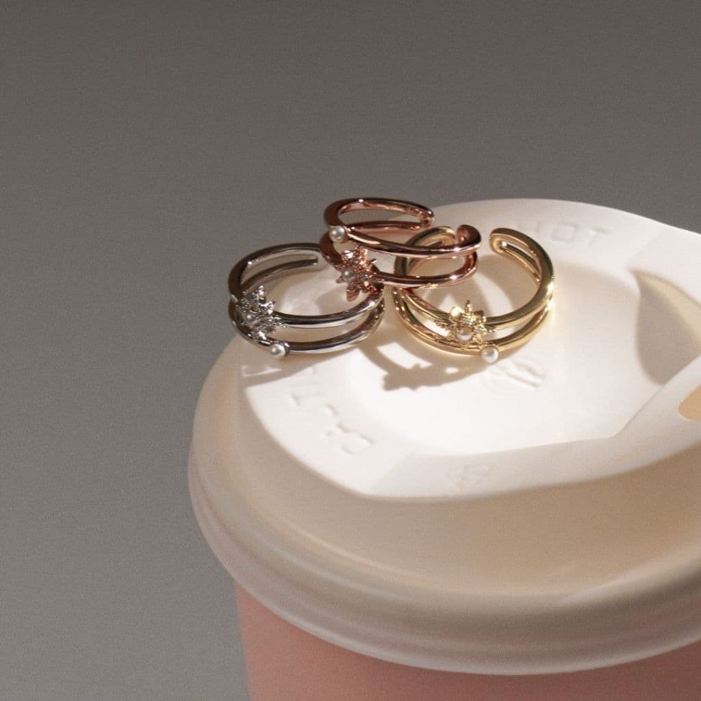 Petite Moonlit Ring แหวนประดับดาวและไข่มุก ปรับขนาดได้ รูปที่ 3