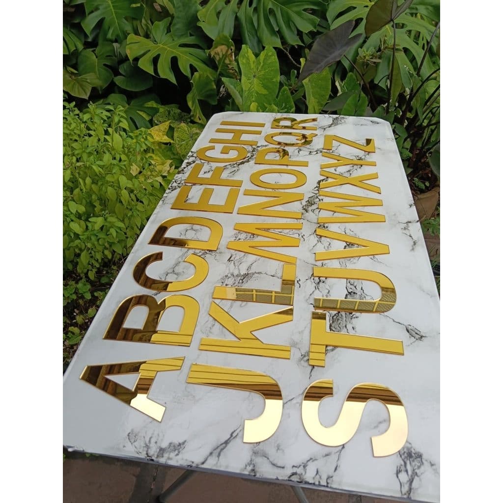 ตัวอักษร A-Z ตัวอักษรอะคริลิคสีทอง ตัวอักษรภาษาอังกฤษ อะคริลิคมิลเลอร์สีทอง พิมพ์ใหญ่สูง 10 ซม.พิมพ์เล็กสูง 7 ซม. รูปที่ 6