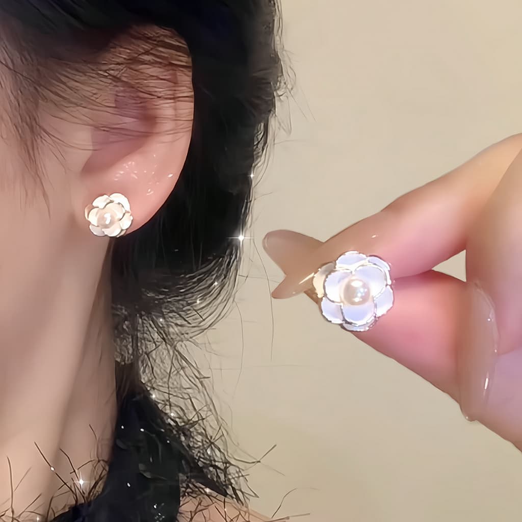 COD-ส่งเร็วจากไทยต่างหูCamellia Light Luxury ผู้หญิงระดับไฮเอนด์ความรู้สึกเฉพาะกลุ่ม ผู้หญิงที่ เครื่องประดับแฟชั่น-Ten รูปที่ 3
