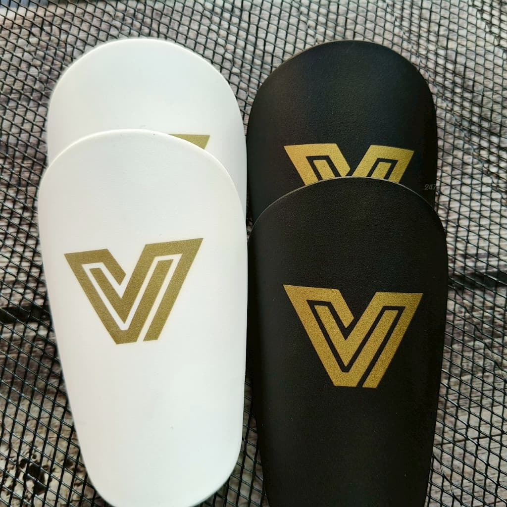 สนับแข้งจิ๋ว ขนาด 6x10cm. Victory รหัส V163 รูปที่ 8