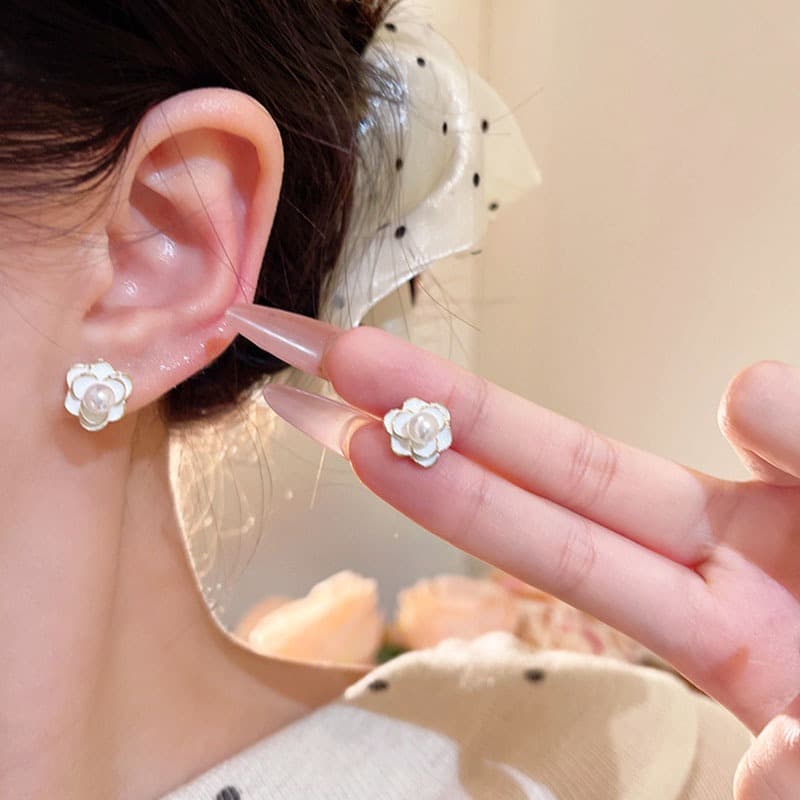 COD-ส่งเร็วจากไทยต่างหูCamellia Light Luxury ผู้หญิงระดับไฮเอนด์ความรู้สึกเฉพาะกลุ่ม ผู้หญิงที่ เครื่องประดับแฟชั่น-Ten รูปที่ 2