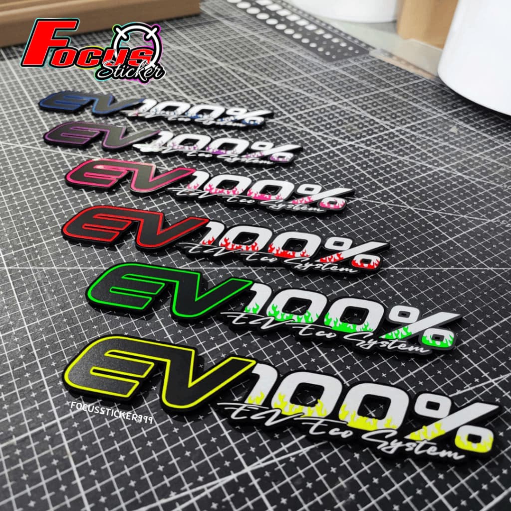 สติกเกอร์โลโก้ EV100% สำหรับติดรถจักรยานไฟฟ้า,จักรยานไฟฟ้าแม่บ้าน,สกู๊ตเตอร์ไฟฟ้า งานตัวนูน สั่งทำสีพิเศษได้ รูปที่ 1