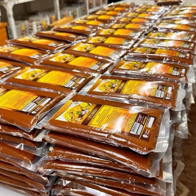 น้ำพริกแกงข้าวซอยตราแม่อำพร 500 กรัม OTOP ห้าดาว เสริฟได้30ที่ ข้าวซอยเชียงใหม่ เข้มข้น คุณภาพส่งออก รูปที่ 7