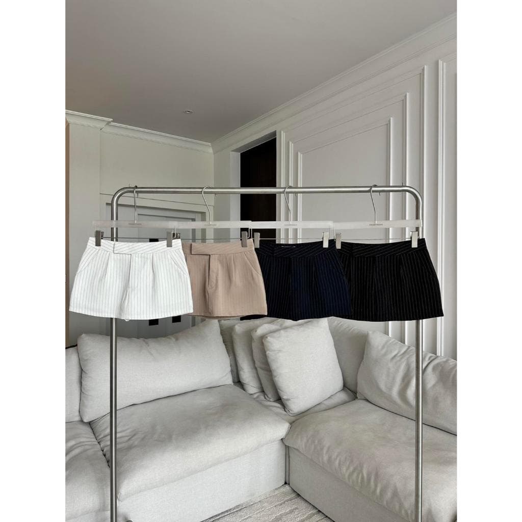 PSK013 Low waist Skirt กระโปรงเอวต่ำลายริ้ว PROMTHONG รูปที่ 1