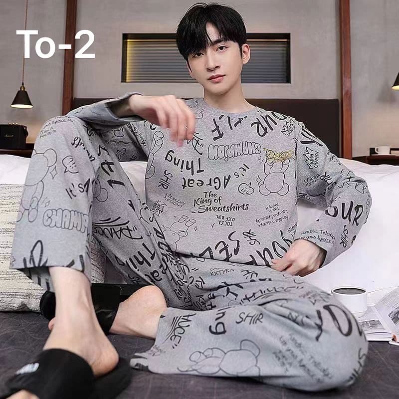 ชุดนอนผู้ชาย เสื้อเเขนยาว+ขายาว พิมลาย ที่ไทย-TO รูปที่ 2