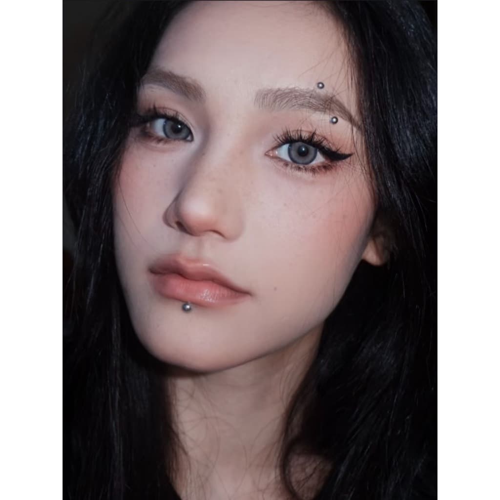 Piercing Jewelry Sticker สติ๊กเกอร์จิว 3D แบบไม่เจาะ หมุดกลม สีเงิน สีทอง ใช้ตกแต่งใบหน้า มีกาวในตัว ติดแน่น รูปที่ 3