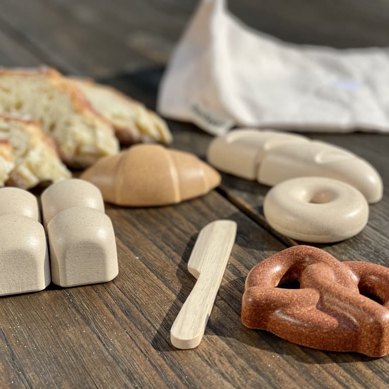 PlanToys ของเล่นไม้ 3628 Bread Set ชุดขนมปัง เสริมพัฒนาการ สำหรับเด็กอายุ 2 ปี ขึ้นไป รูปที่ 4