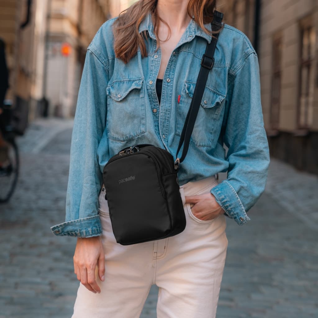 Pacsafe V Companion Crossbody กระเป๋าสะพายข้าง กระเป๋ากันขโมย รูปที่ 8