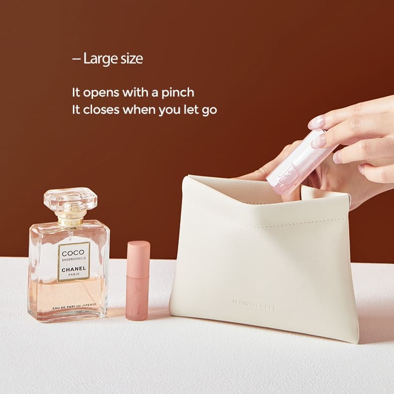 NAWOELITE Women's Wallets กระเป๋าใส่เหรียญ/บัตรการ์ด มินิมอล ขนาดพกพา Lucia Mini Pouch card wallet 5 สีให้เลือก รูปที่ 6