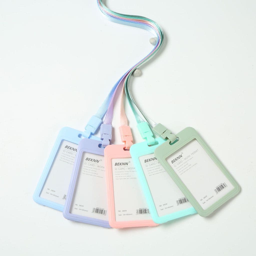 กรอบใส่บัตรพร้อมสาย 5สีพาสเทล แนวตั้ง เฟรมการ์ด ที่ใส่บัตร ป้ายชื่อ รูปที่ 2