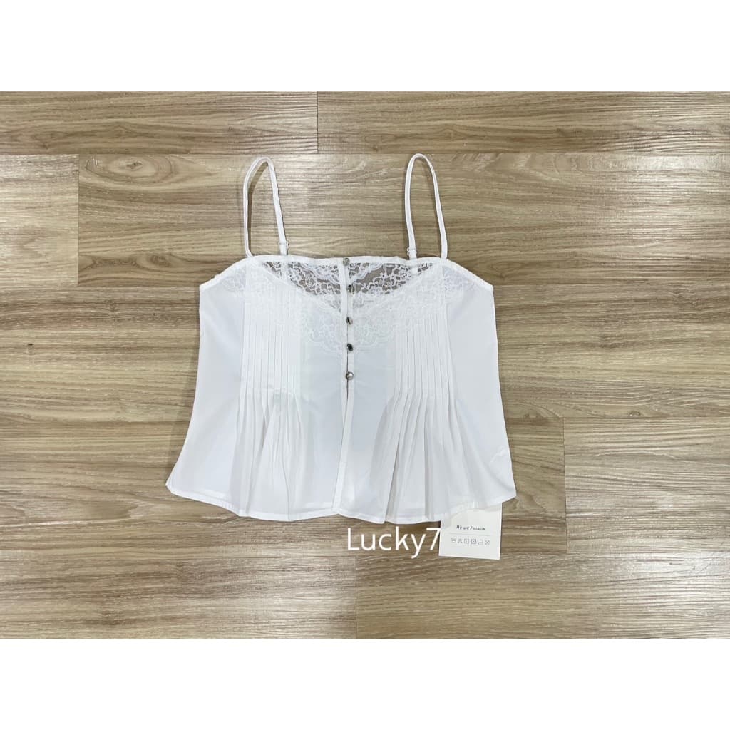 BY IRA เสื้อสายเดี่ยวลูกไม้ แต่งลูกไม้ช่วงอก กระดุมหน้า จับจีบด้านหน้า สายปรับได้ ผ้าใส่สบาย ต้องมีติดตู้ค้าสาวพะ รูปที่ 9