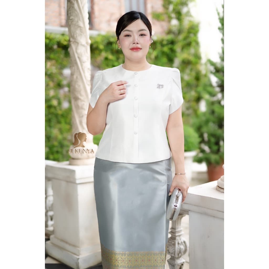 Sukunya 6410 : งานเสื้อผ้าไหมจิตรลดา คอกลม แขนสั้นจับจีบ ทรงแขนทิวลิป รูปที่ 5