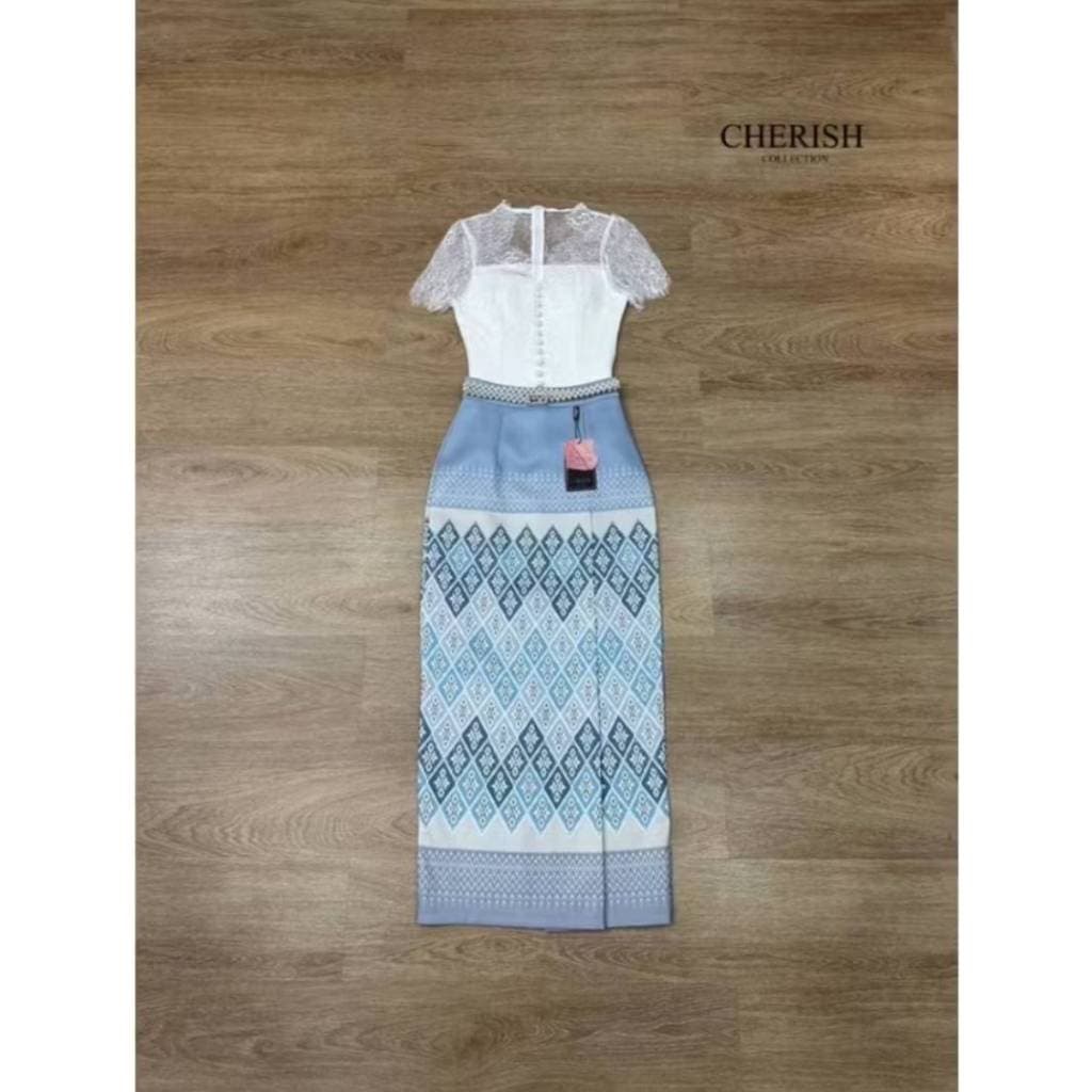 ร้านโค้ดคุ้ม Cherish ชุดไทย ฟ้า ชมพู ขาว เหลือง เสื้อคอวี ผ้าถุงสำเร็จ ใส่ออกงาน งานบุญ งานบวช รูปที่ 9
