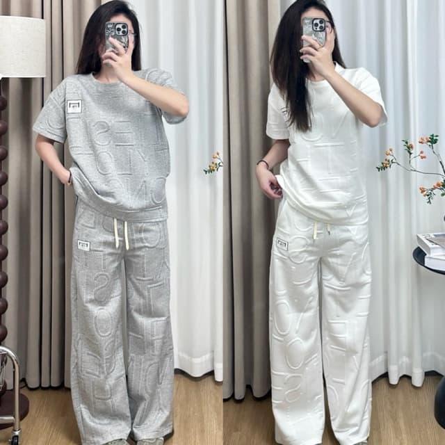 ชุดเซ็ท ลายปั๊มนูน[สกรีนอังกฤษ] สีพื้น ฟรีไซร์