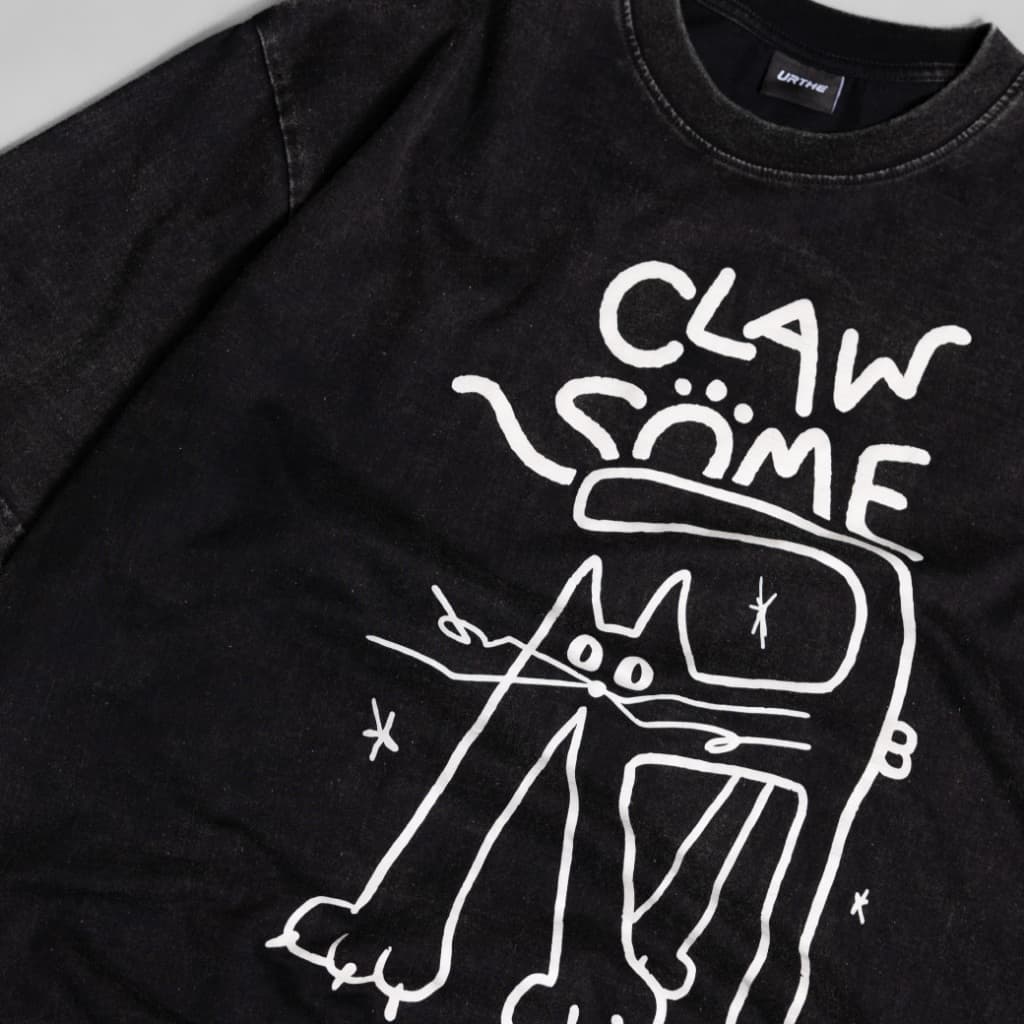 URTHE - เสื้อยืด Oversize ผ้าฟอก รุ่น CLAWSOME TEE รูปที่ 3