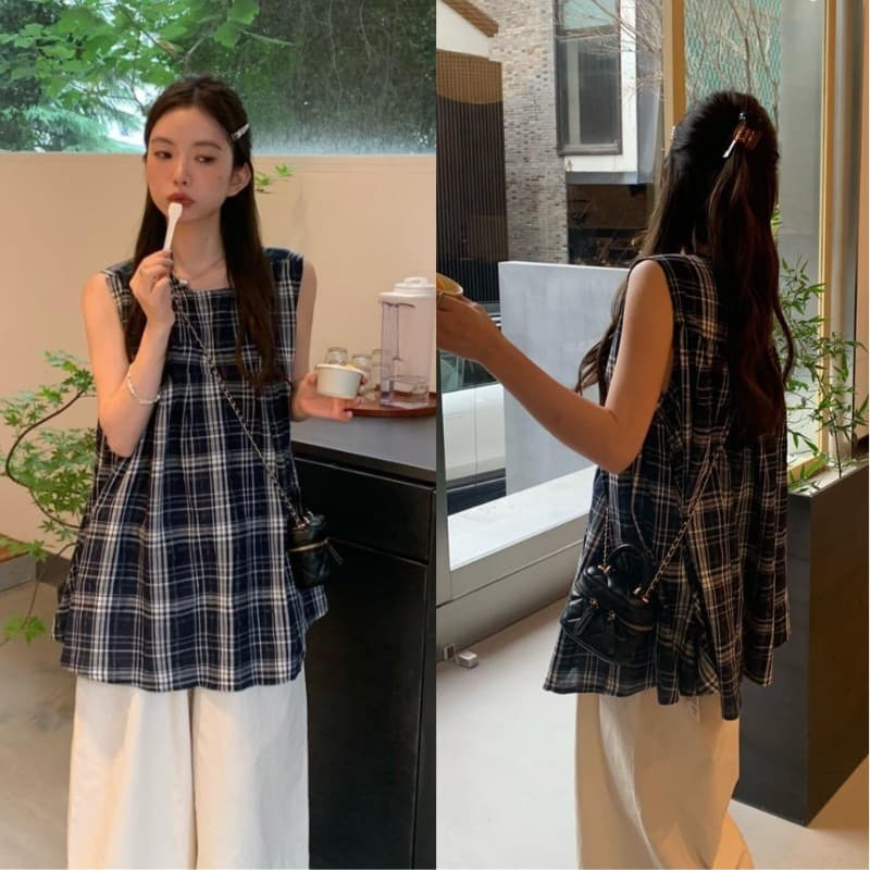 เสื้อลายสก็อต สวมใส่สบาย ติดกระดุมด้านหลังคอ กลางลำตัวจับจีบระบายชาย ทรงปล่อย เสื้อครอป #6613 รูปที่ 1