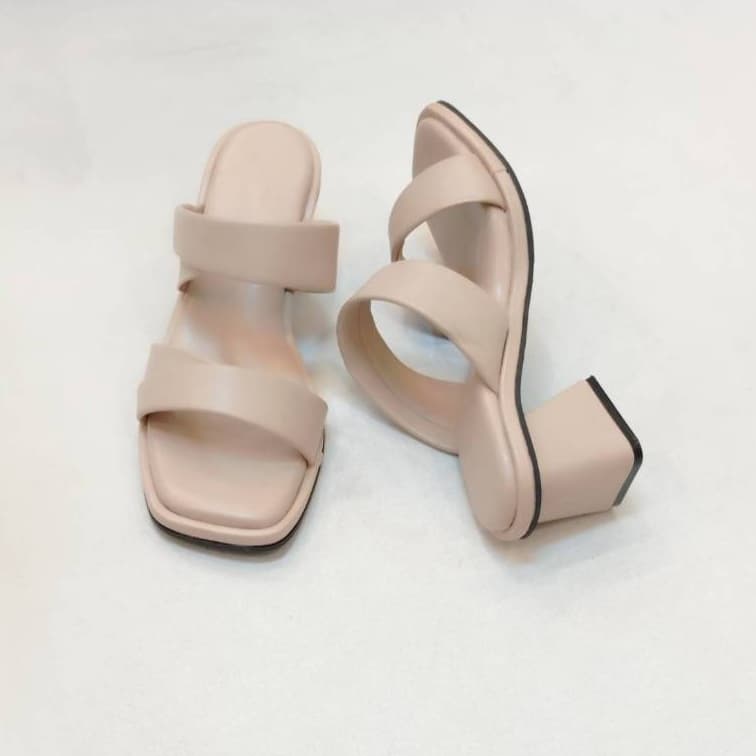 New!!!! รองเท้าส้นสูง 2.5 นิ้ว พื้นรองเท้านิ่ม หนัง PU อย่างดี แบบสวมใส่สบายมาก ผลิตในไทย รูปที่ 4