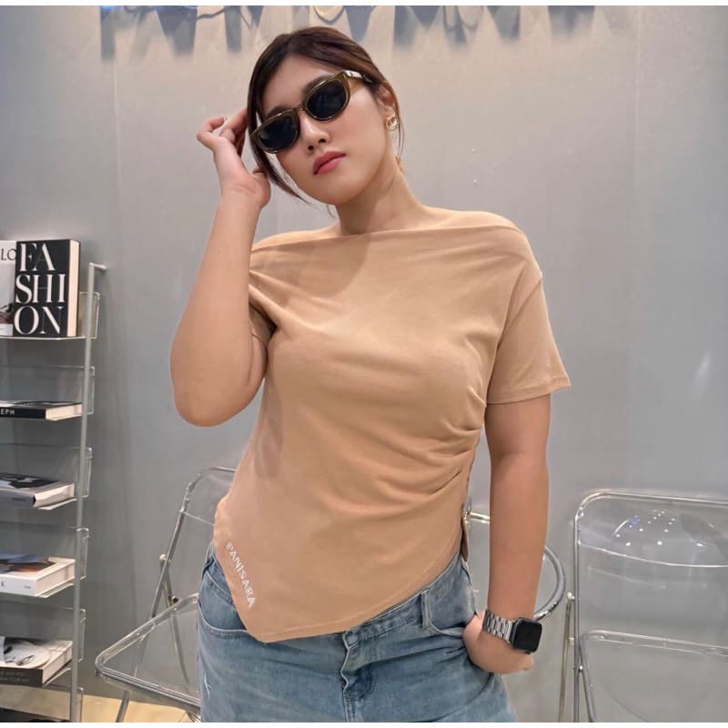 เสื้อปาดไหล่ปลายวีปัก PANISARA รูปที่ 3