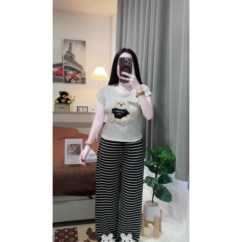 ชุดเซ็ต2ชิ้นหมีขายาวเสื้อปักรูปหมี+สกรีนรูปหมี น่ารักพร้อมกับกางเกงลายริ้วขายาว รูปที่ 4