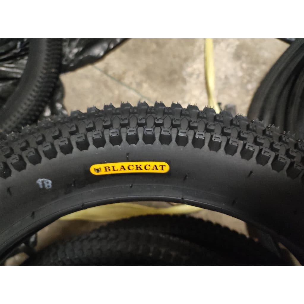 ยางจักรยานเด็ก จักรยาน BMX 20 นิ้ว หน้าใหญ่ มีทั้งยางนอกขนาด 20 x 2.35 ยางในจุ๊บตรงขนาด 20 x 2.125 - 2.4 รูปที่ 1