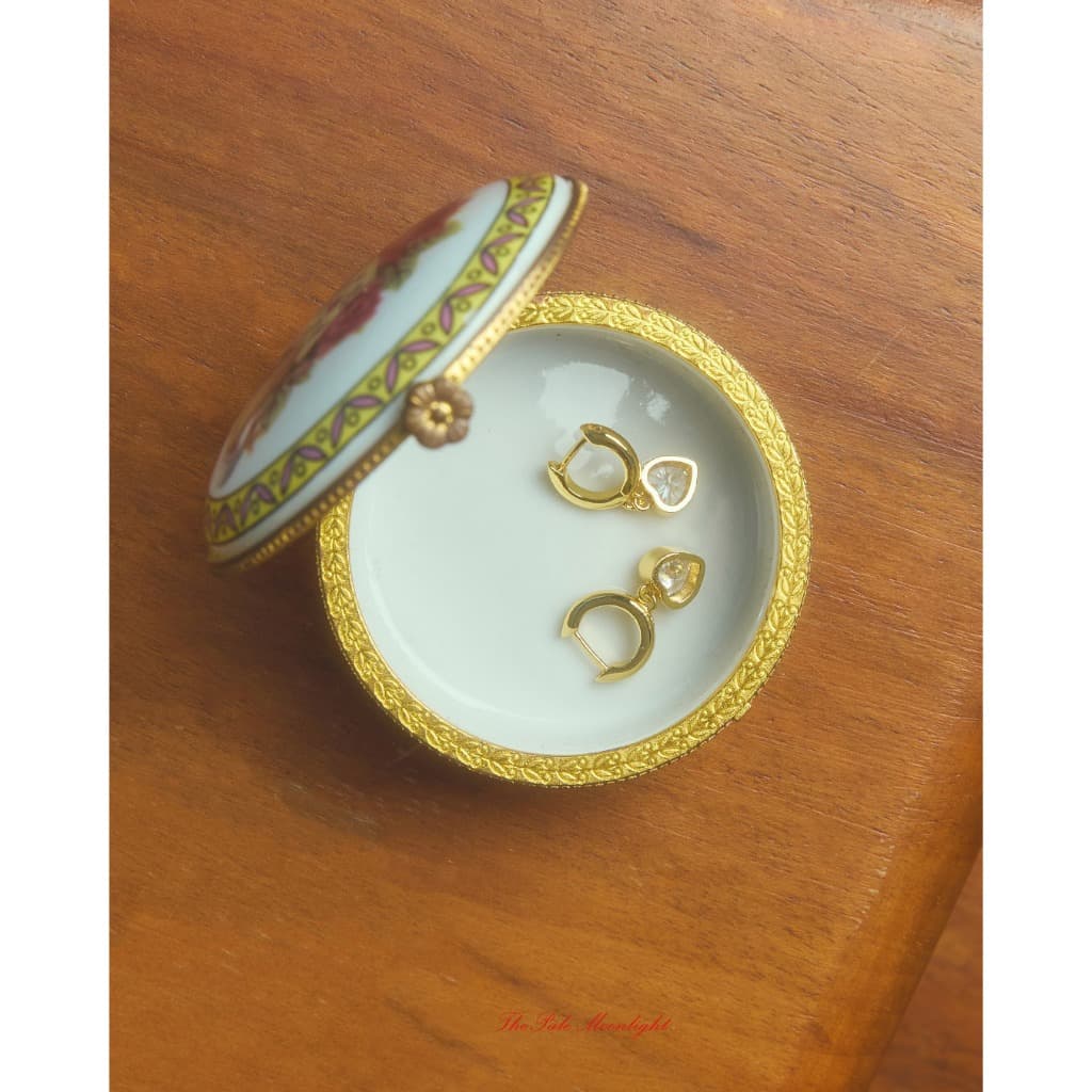 Julys - aimée huggie earrings รูปที่ 7