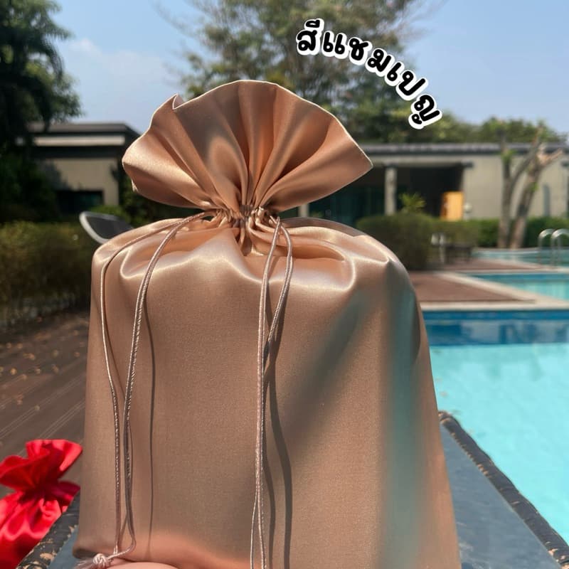 มีหลายสี ถุงซาติน 10x14นิ้ว ถุงผ้าหูรูด satin ถุงใส่ของขวัญ giftbag bag ถุงใส่กระเป๋า รูปที่ 5